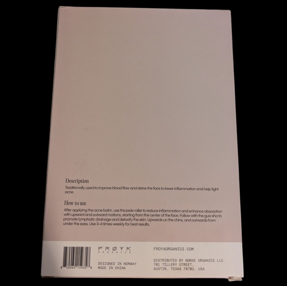 Jade Roller and Gua Sha Set - Picture 2 of 3